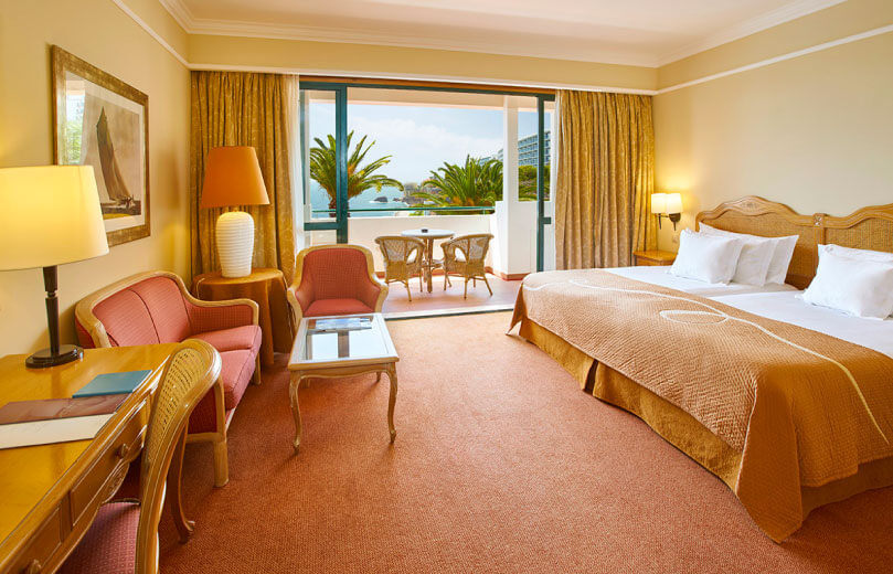 Four Bed Ac / Non-Ac Room